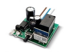 MÓDULO CONTROLADOR WIFI PARA TOMA (220V / 10A) CONPATIBLE CON TUYA SMART